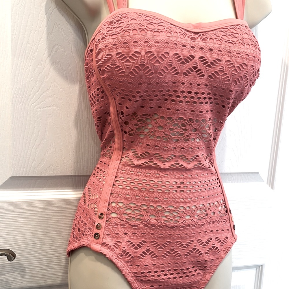 CORAL CUT OUT ONE PIECE - Picture 2 of 4